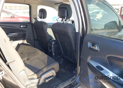 2016 Dodge Journey Sxt z USA, uszkodzony, nr VIN 3C4PDDBGXGT190360